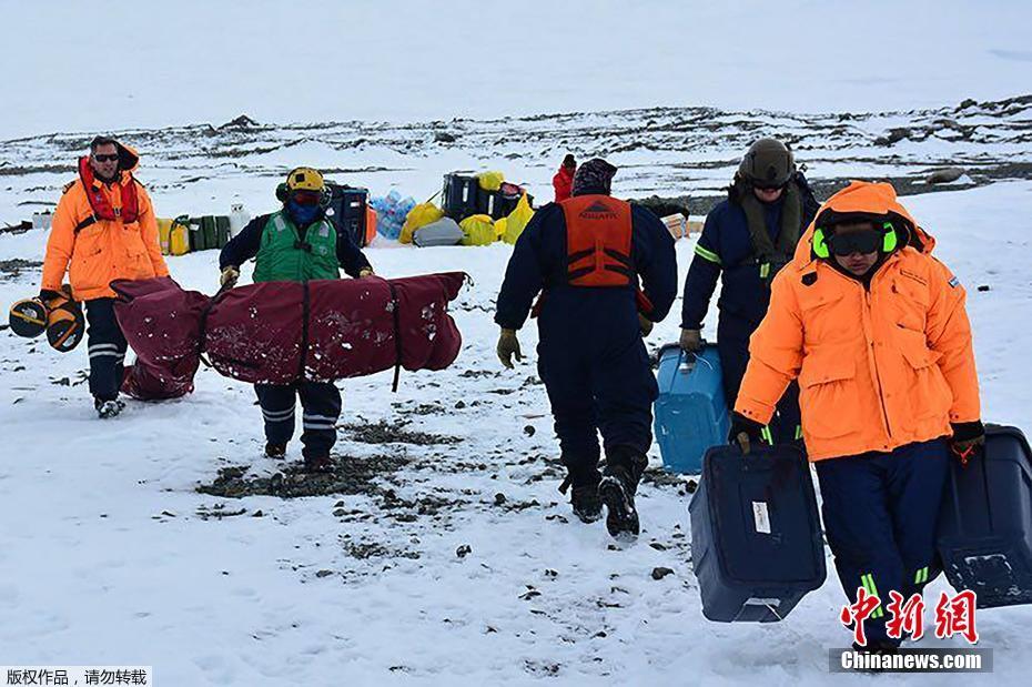 【日产无码18禁止】美国撞机前空管员接连提示黑鹰